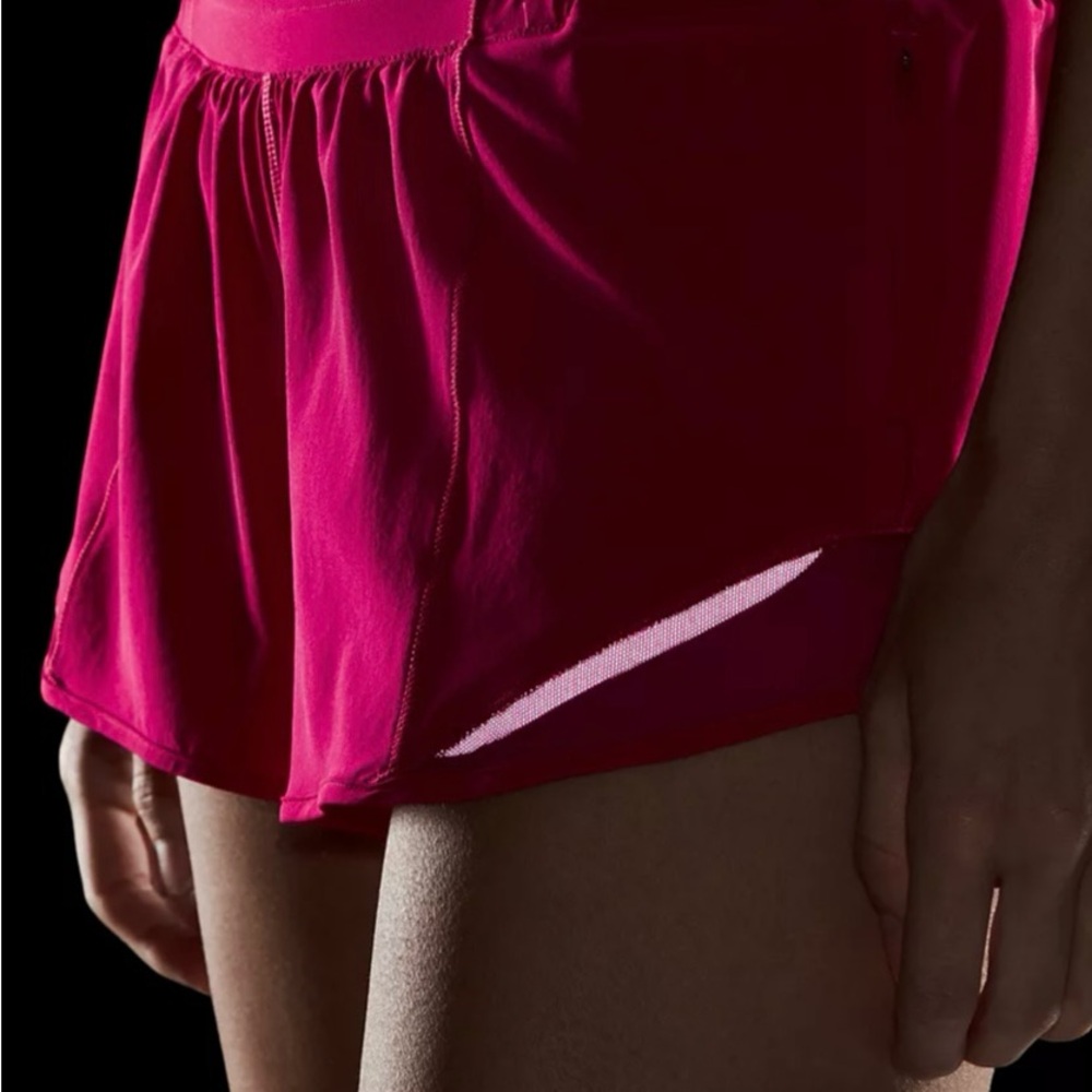 🍋Lululemon athletica Women's Hotty Hot LR Short 2.5 lined - Picture 13 of 13